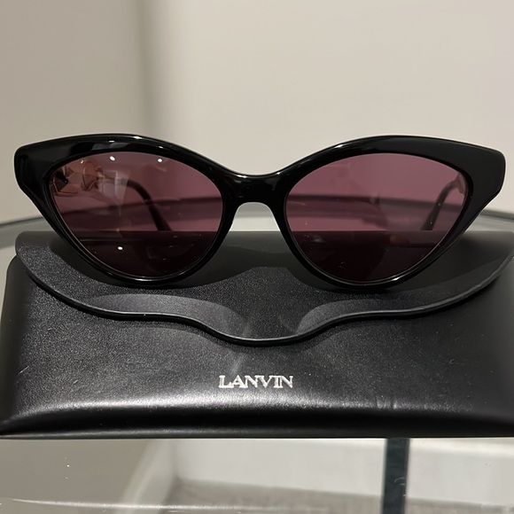 Lanvin Cateye Sunglasses with Jewels - Picture 4 of 5
